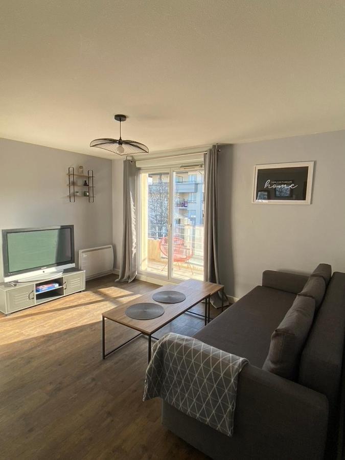 City Rose T2 ensoleillé-piscine-parking privé -fibre -balcon Toulouse Extérieur photo