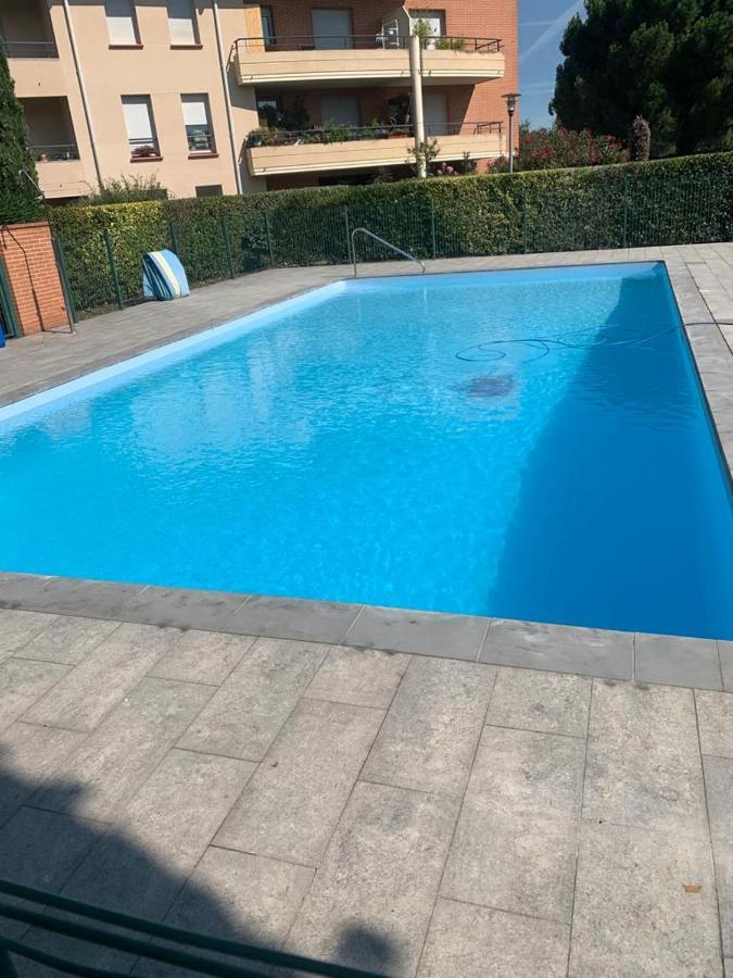 City Rose T2 ensoleillé-piscine-parking privé -fibre -balcon Toulouse Extérieur photo